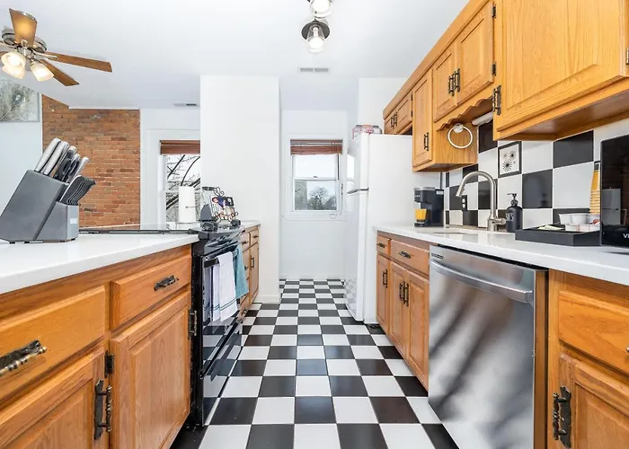 Exquisite Downtown Loft Apartment