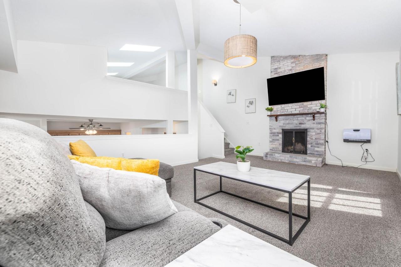 Exquisite Downtown Loft Hartford